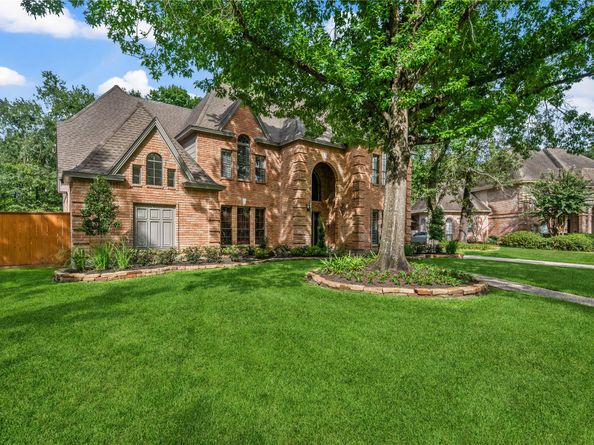 2406 Deep Lake Drive, Kingwood TX 77345