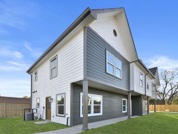 6417 Eastland Street A and B, Houston TX 77028