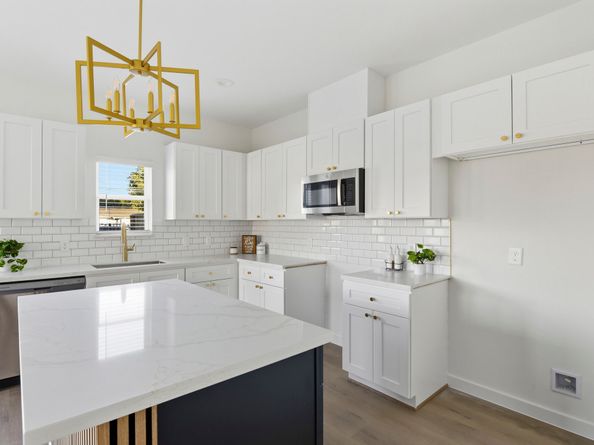 6417 Eastland Street A and B, Houston TX 77028