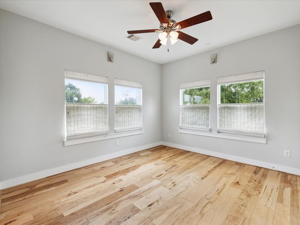 4209 Billingsley Street, Houston TX 77009