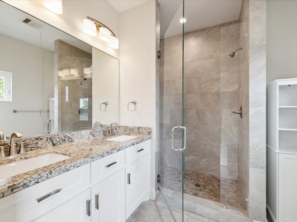 4209 Billingsley Street, Houston TX 77009