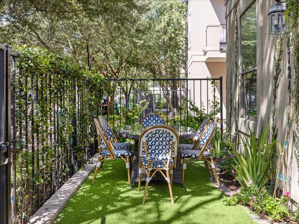 4724 Banning Drive A, Houston TX 77027