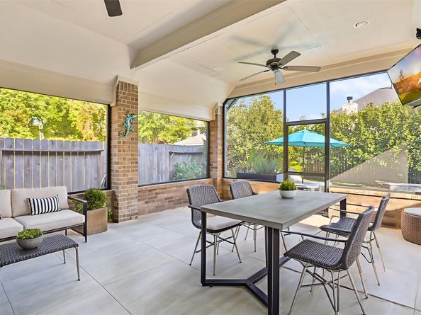 17730 Booners Cove Court, Humble TX 77346