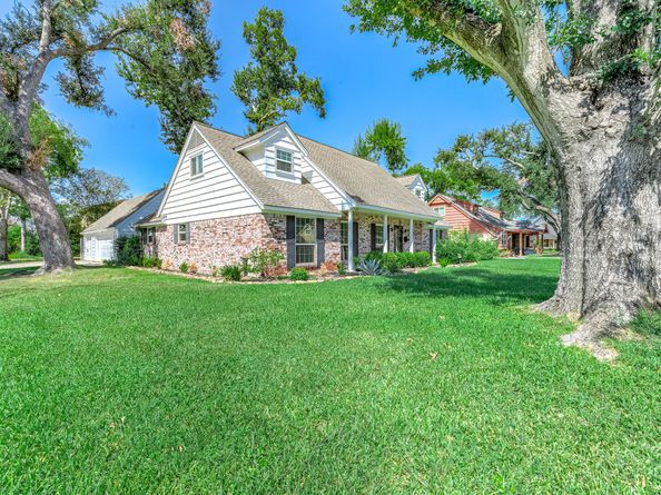 2103 Southwick Street, Houston TX 77080