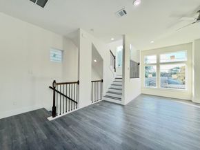 6717 Saint Augustine Street, Houston TX 77021