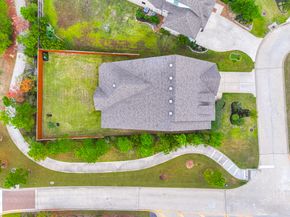 10 Fringetree Bark Court, The Woodlands TX 77375