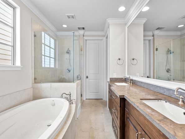 1616 Rosewood Street, Houston TX 77004