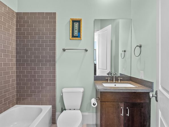 1616 Rosewood Street, Houston TX 77004