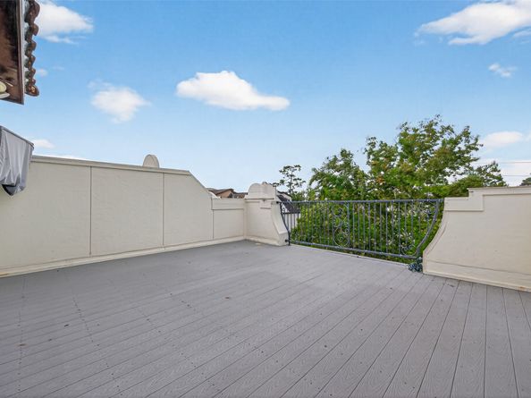 1821 W 24th Street, Houston TX 77008