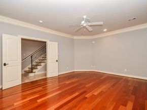 717 Welch Street, Houston TX 77006