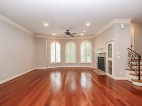 717 Welch Street, Houston TX 77006