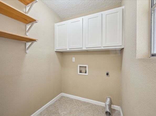 1500 Bay Area Boulevard 422, Houston TX 77058
