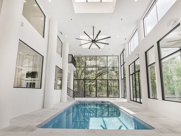10663 Memorial Drive, Houston TX 77024