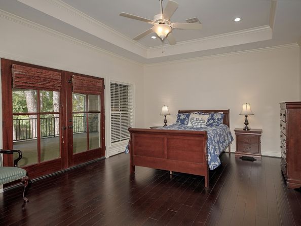 15 Netherfield Way, The Woodlands TX 77382