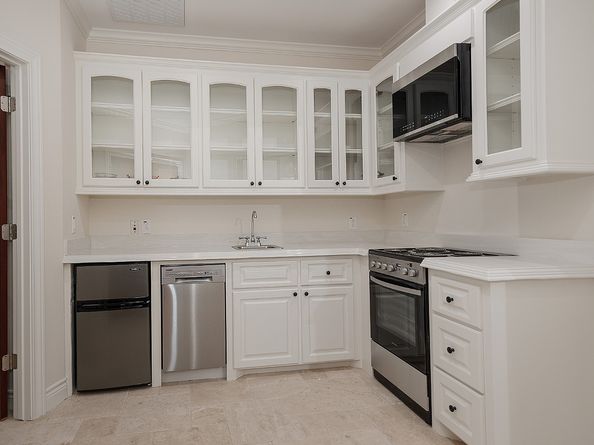 15 Netherfield Way, The Woodlands TX 77382