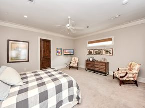 318 Calle Sevilla Place, Houston TX 77007