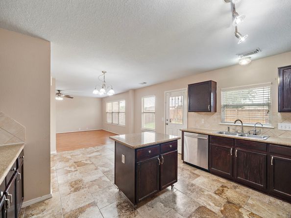 15007 Sugar Sands Drive, Sugar Land TX 77498