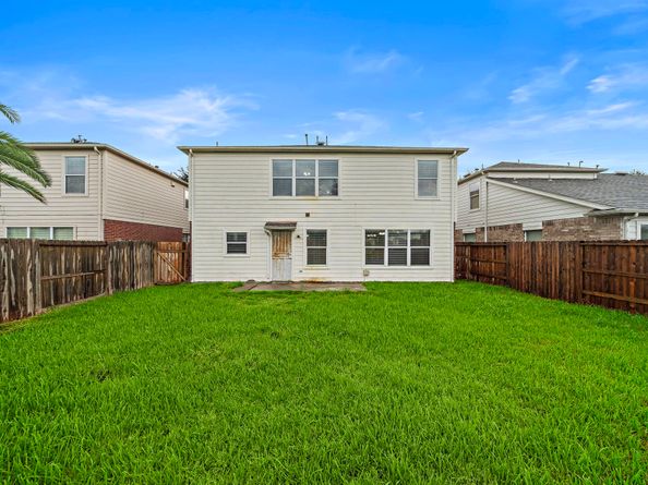 15007 Sugar Sands Drive, Sugar Land TX 77498