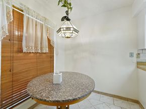 2503 Mccue Road 5, Houston TX 77056