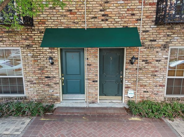 2503 Mccue Road 5, Houston TX 77056