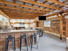 2205 Mckinney Street 306, Houston TX 77003