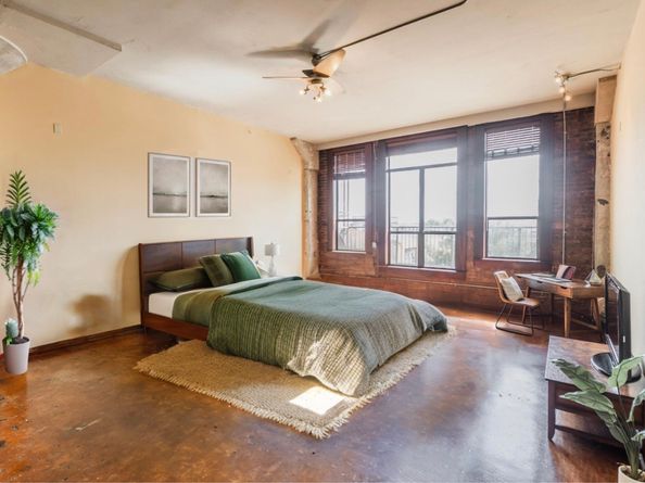2205 Mckinney Street 306, Houston TX 77003