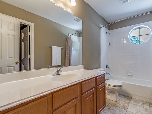 3509 Tinsdale Drive, Denton TX 75022
