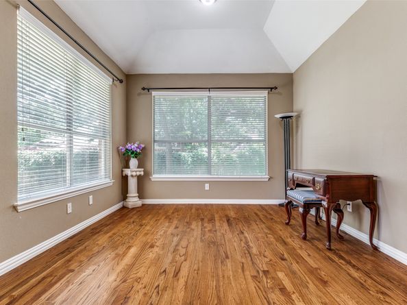 3509 Tinsdale Drive, Denton TX 75022