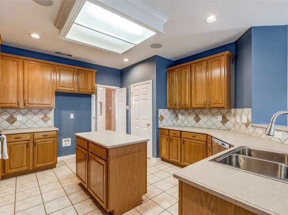 3509 Tinsdale Drive, Denton TX 75022