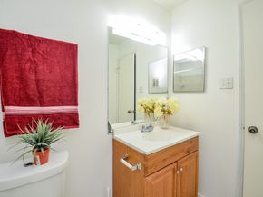 9700 Leawood Boulevard 1807, Houston TX 77099