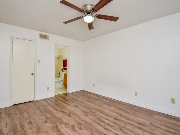 9700 Leawood Boulevard 1807, Houston TX 77099