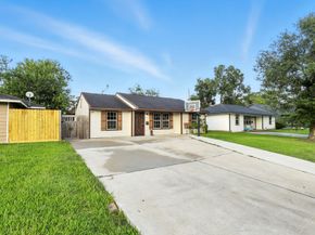 3631 Wyoming Street, Houston TX 77021