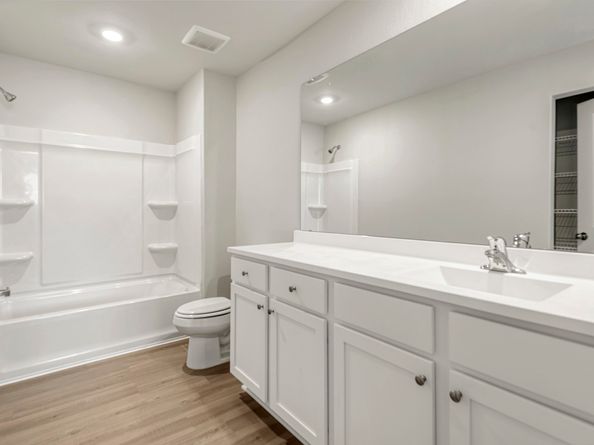 8122 Burnt Orchid Drive, Houston TX 77016