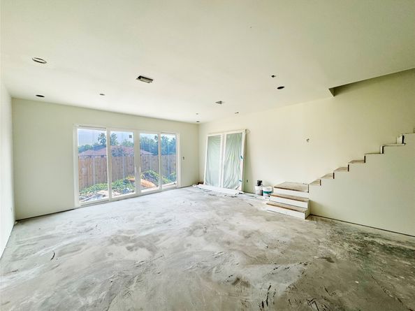 3615 Dreyfus Street, Houston TX 77021