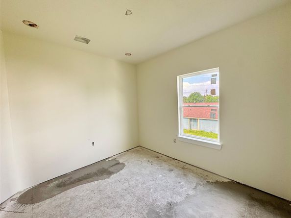 3615 Dreyfus Street, Houston TX 77021