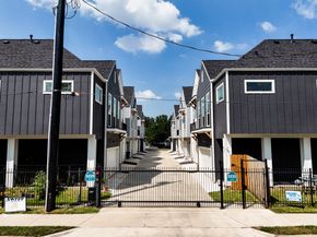 5233 Hillman Street A, Houston TX 77023