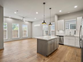 5233 Hillman Street A, Houston TX 77023