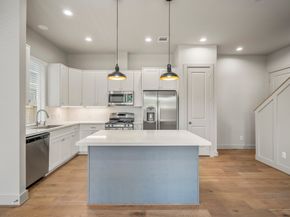 5233 Hillman Street A, Houston TX 77023