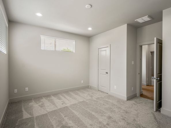 5233 Hillman Street A, Houston TX 77023