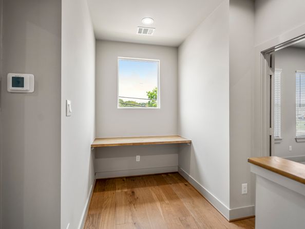 5233 Hillman Street A, Houston TX 77023