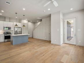 5233 Hillman Street A, Houston TX 77023