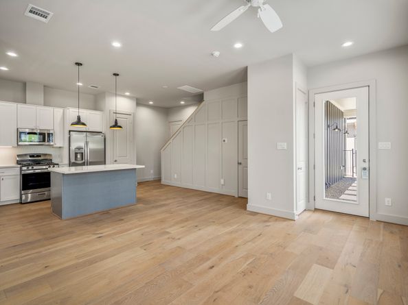 5233 Hillman Street A, Houston TX 77023