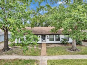 5510 Braesvalley Drive, Houston TX 77096