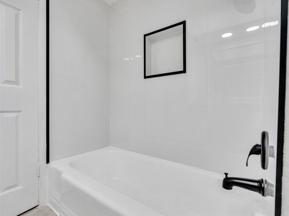 5510 Braesvalley Drive, Houston TX 77096