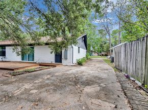 5510 Braesvalley Drive, Houston TX 77096