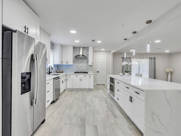5510 Braesvalley Drive, Houston TX 77096