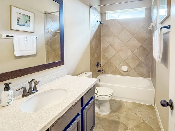 4627 Auburn Brook Lane, Sugar Land TX 77479