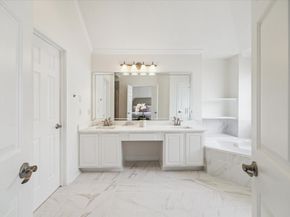 909 Reinicke Street, Houston TX 77007