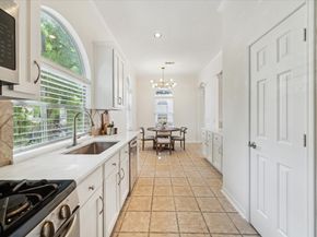 909 Reinicke Street, Houston TX 77007