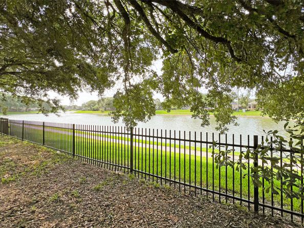 17627 S Summit Canyon Drive, Houston TX 77095